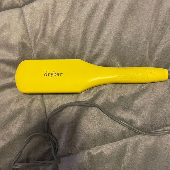 Drybar Brush Crush